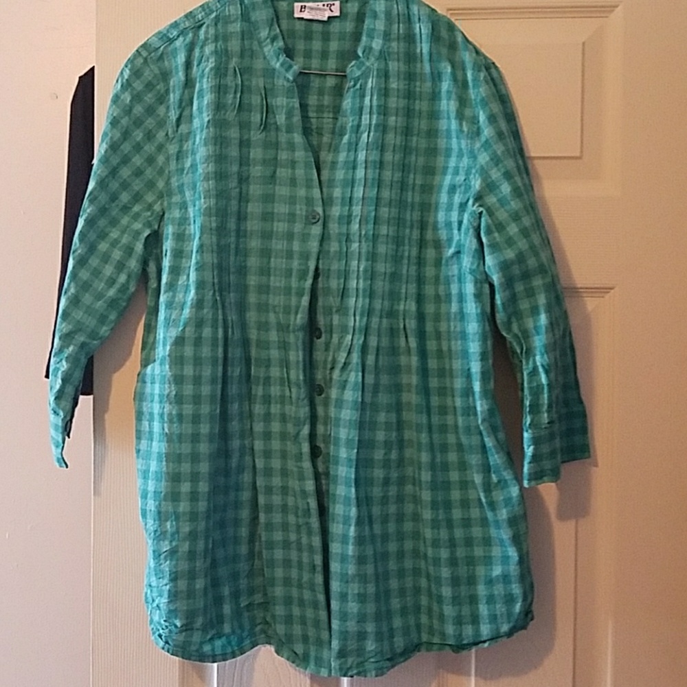 Shirts - Picture 4 of 4
